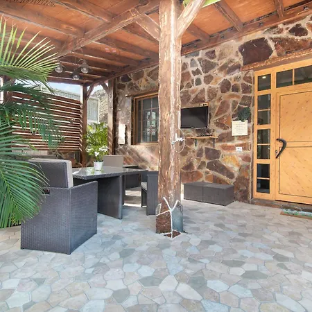 Villa Canarian With Pool 27c, Lovely Patio And Parking Mogan