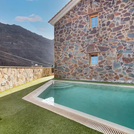 Villa Canarian With Pool 27c, Lovely Patio And Parking Mogan